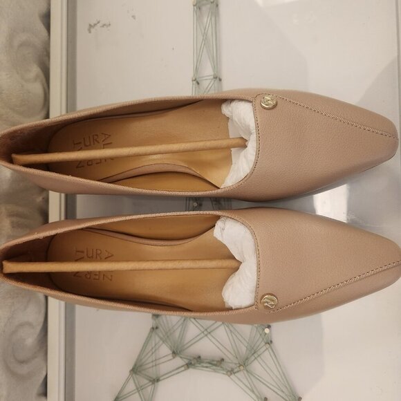 Naturalizer Georgia Pumps. NIB. Blush is the color. Size 6.5 - Picture 4 of 12